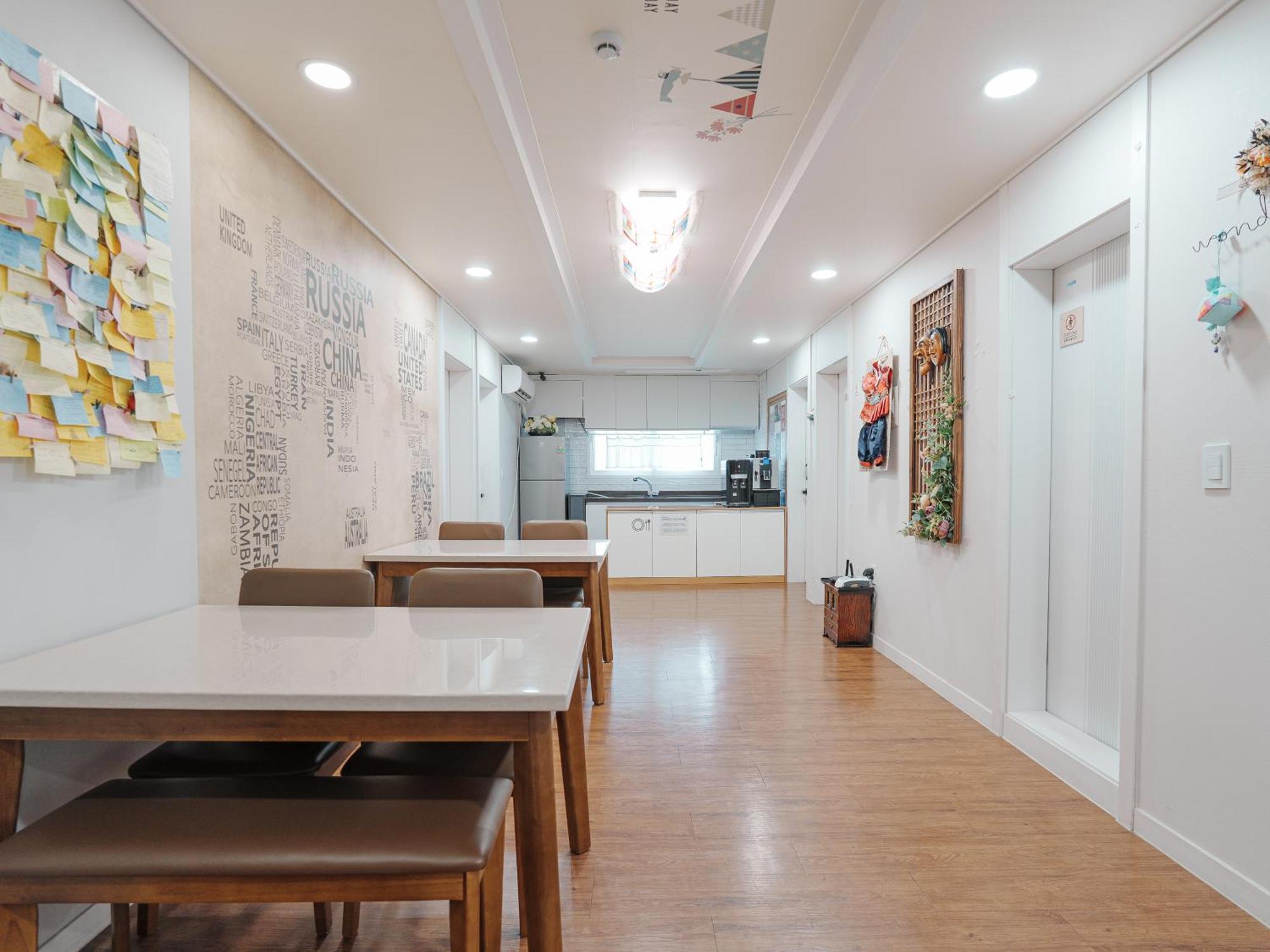 Rain Boots Guest House Inchon Exteriör bild